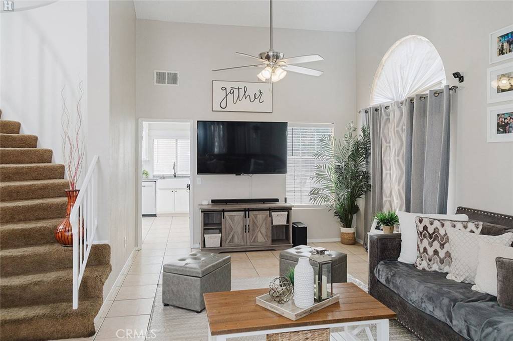 Lancaster, CA 93535,1234 E Kettering ST