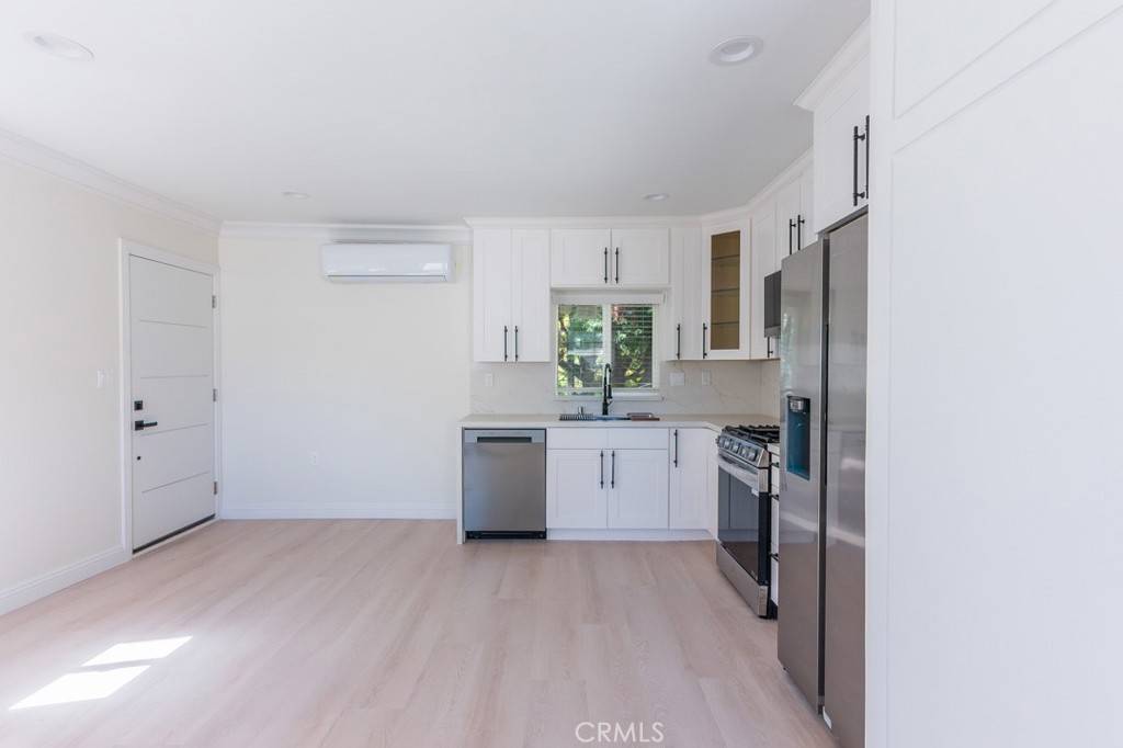 Los Angeles, CA 90048,128 S Harper AVE #130(1/2)