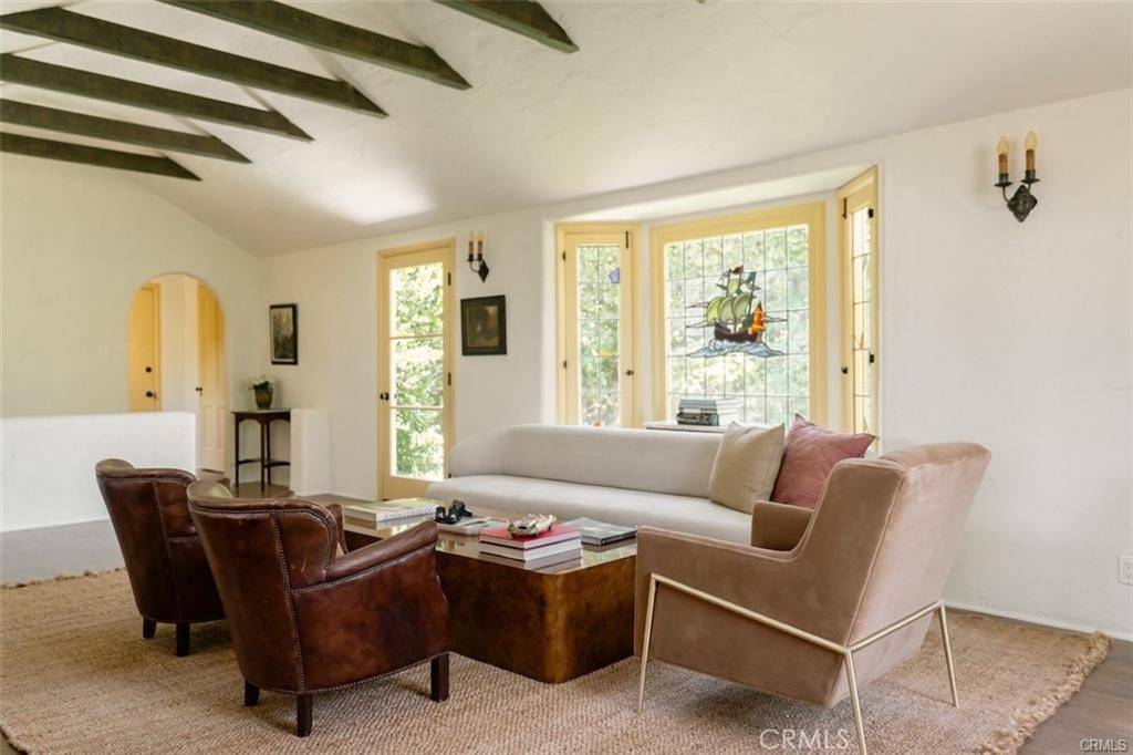 Sherman Oaks, CA 91403,15113 Encanto DR