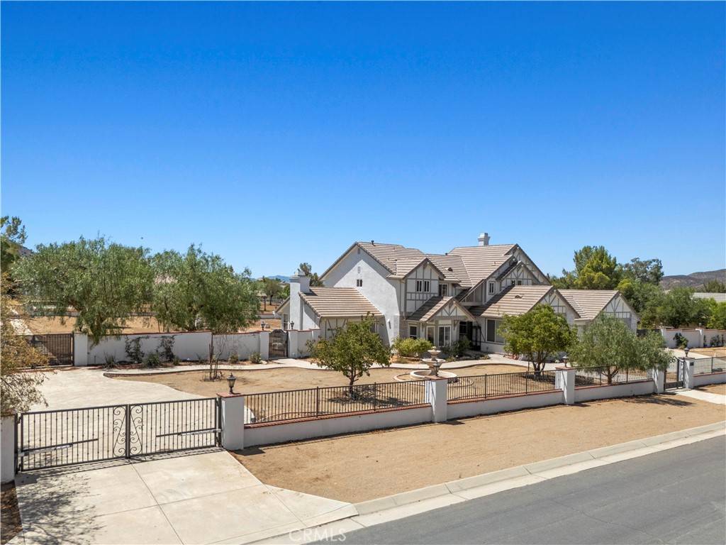 Agua Dulce, CA 91390,9744 Sweetwater DR