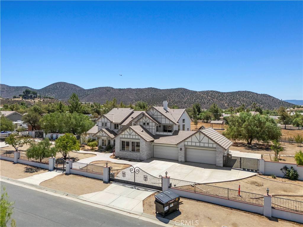 Agua Dulce, CA 91390,9744 Sweetwater DR
