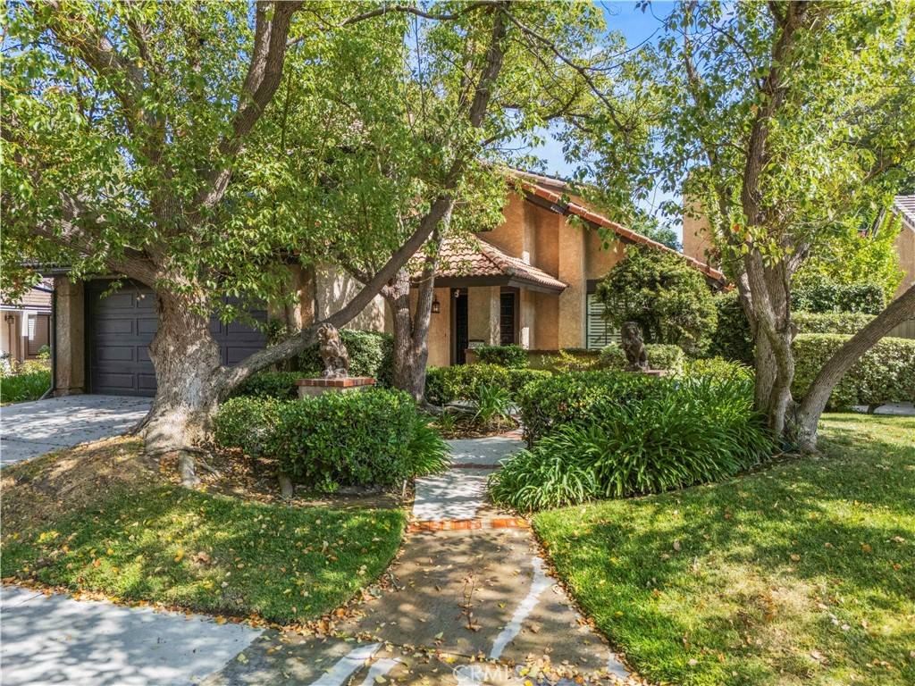 Valencia, CA 91355,23644 Mesa CT