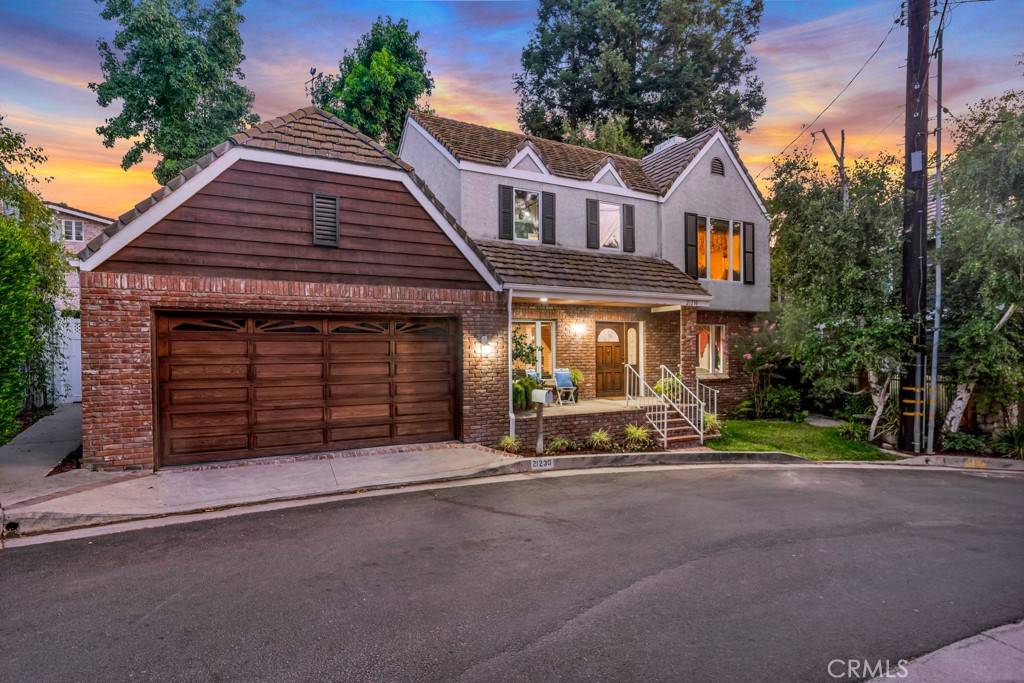 Woodland Hills, CA 91364,21230 Escondido ST