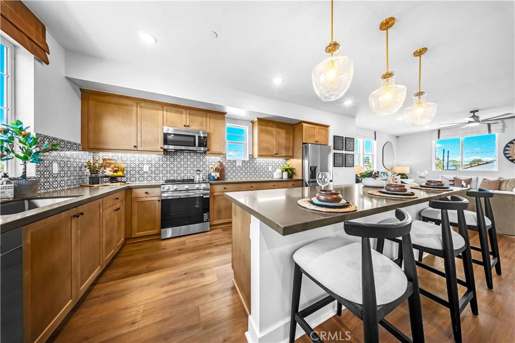 Camarillo, CA 93012,586 Via Chelsea