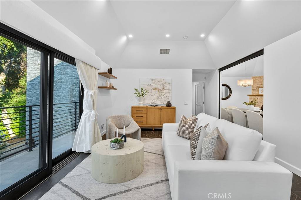 Tujunga, CA 91042,7580 Mcgroarty