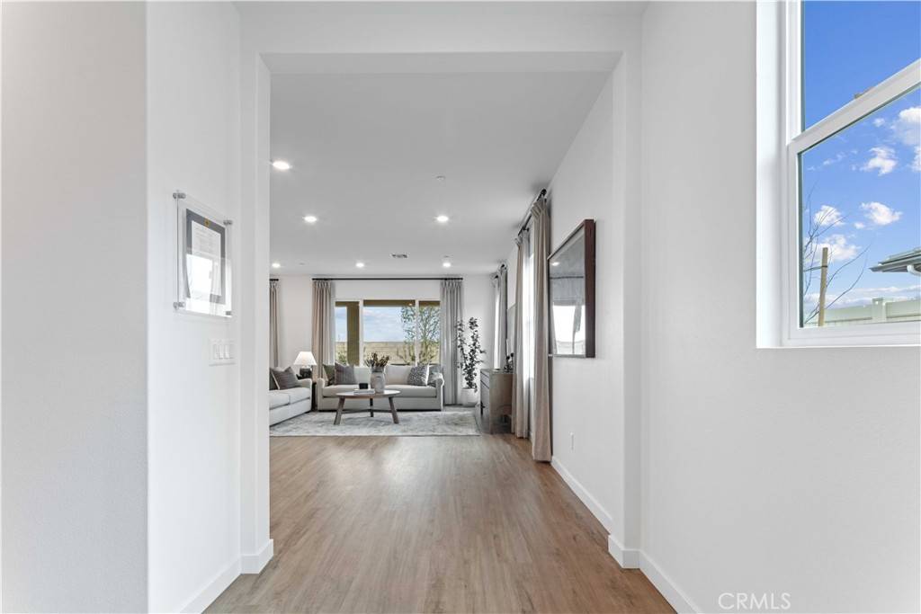 Lancaster, CA 93535,3257 Garnet LN