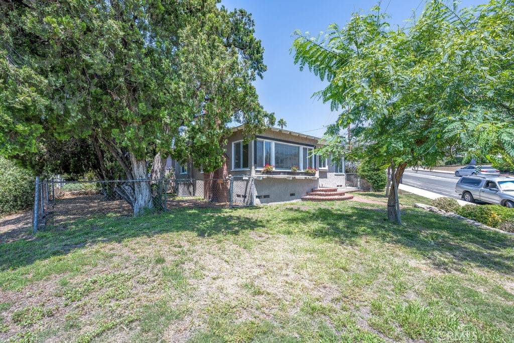 Glendale, CA 91214,4601 Moore ST