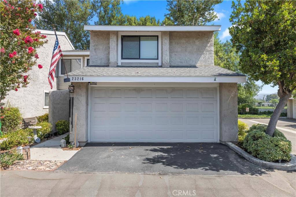 Valencia, CA 91355,23216 Kimmore #46