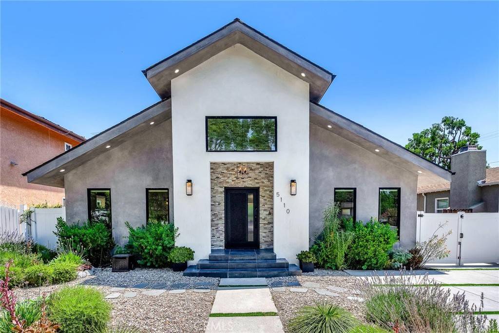 Sherman Oaks, CA 91423,5110 Greenbush AVE