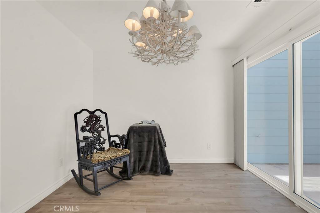 Tarzana, CA 91356,5835 Etiwanda AVE