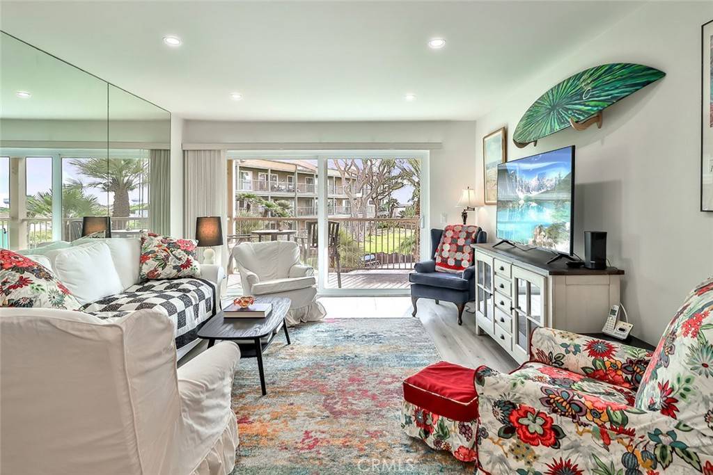 Port Hueneme, CA 93041,763 Reef CIR