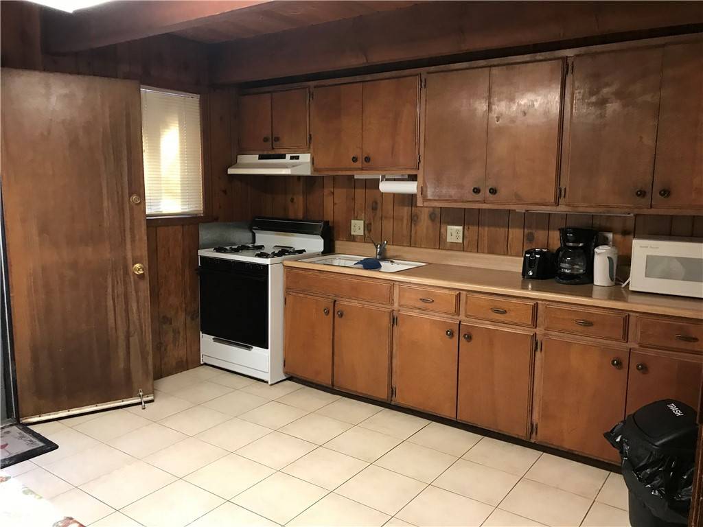 Big Bear City, CA 92314,2088 8th LN