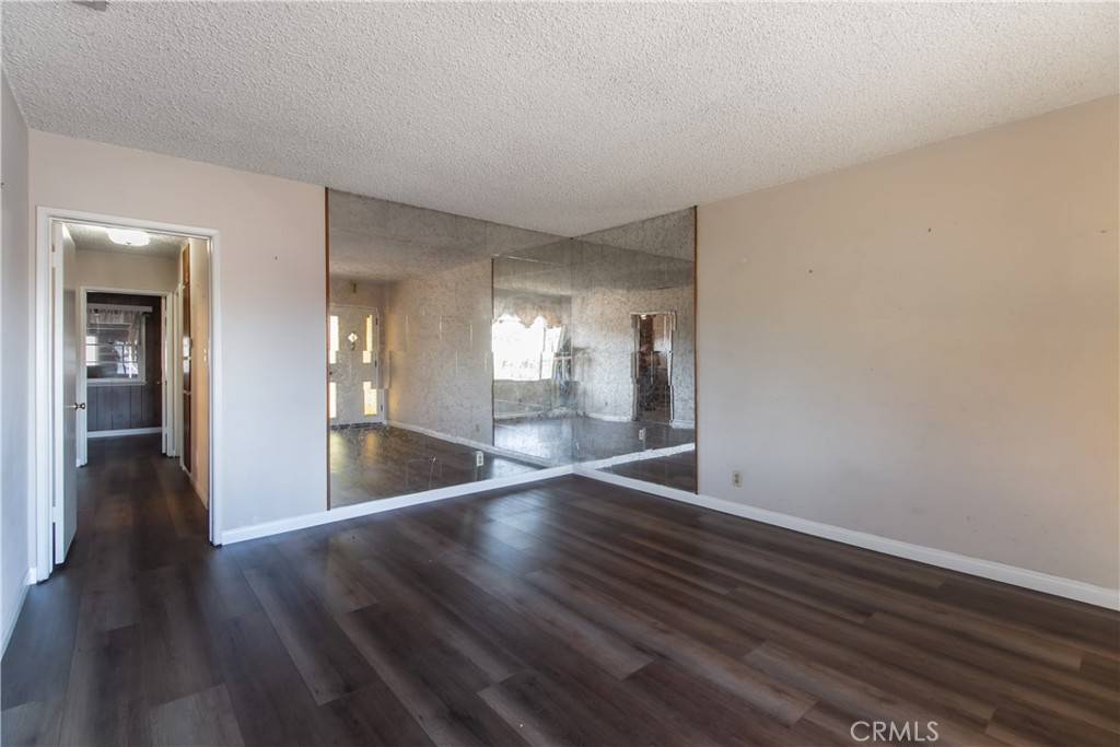 Sun Valley, CA 91352,8816 Amboy AVE