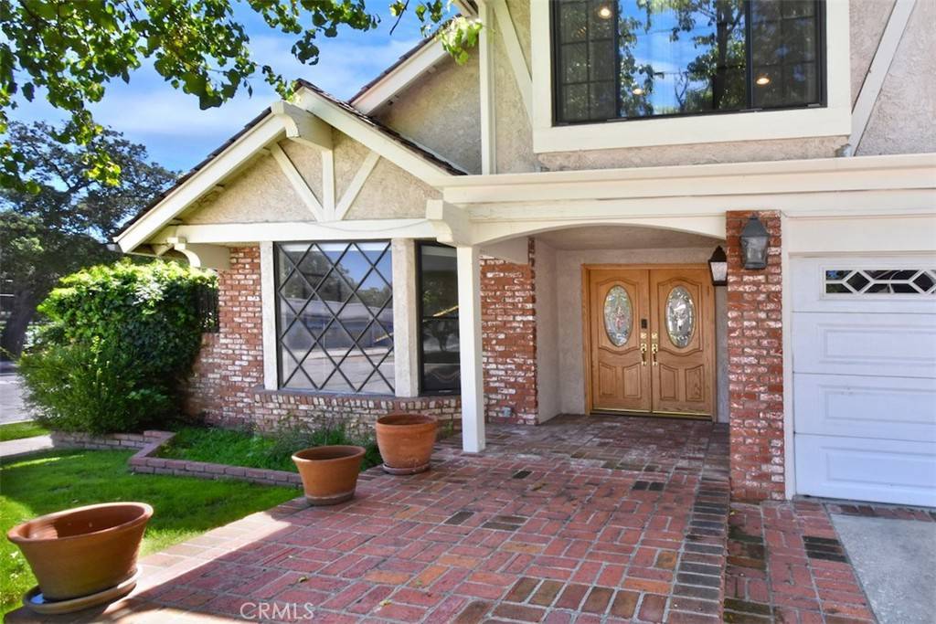 Encino, CA 91316,17000 Addison ST