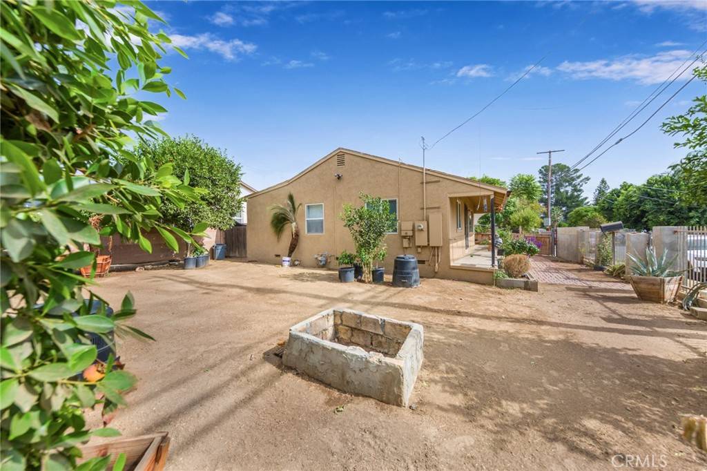 Sylmar, CA 91342,14758 Lakeside ST