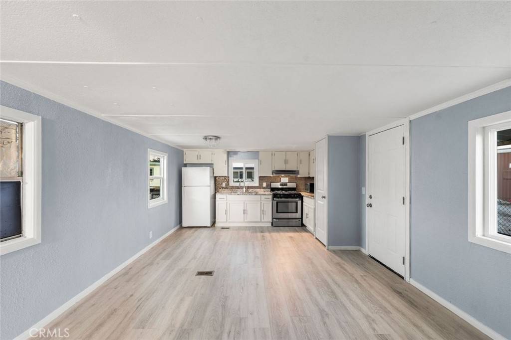 Rosamond, CA 93560,3300 156th St West