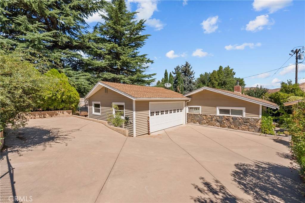 Lake Hughes, CA 93532,14329 Date Tree ST