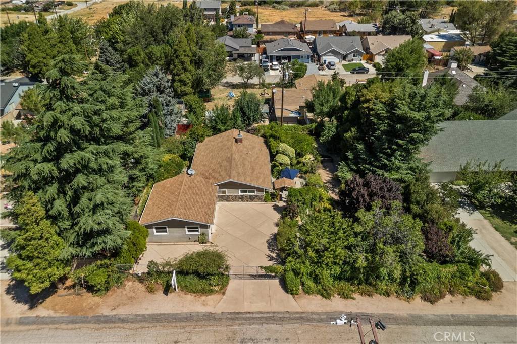 Lake Hughes, CA 93532,14329 Date Tree ST
