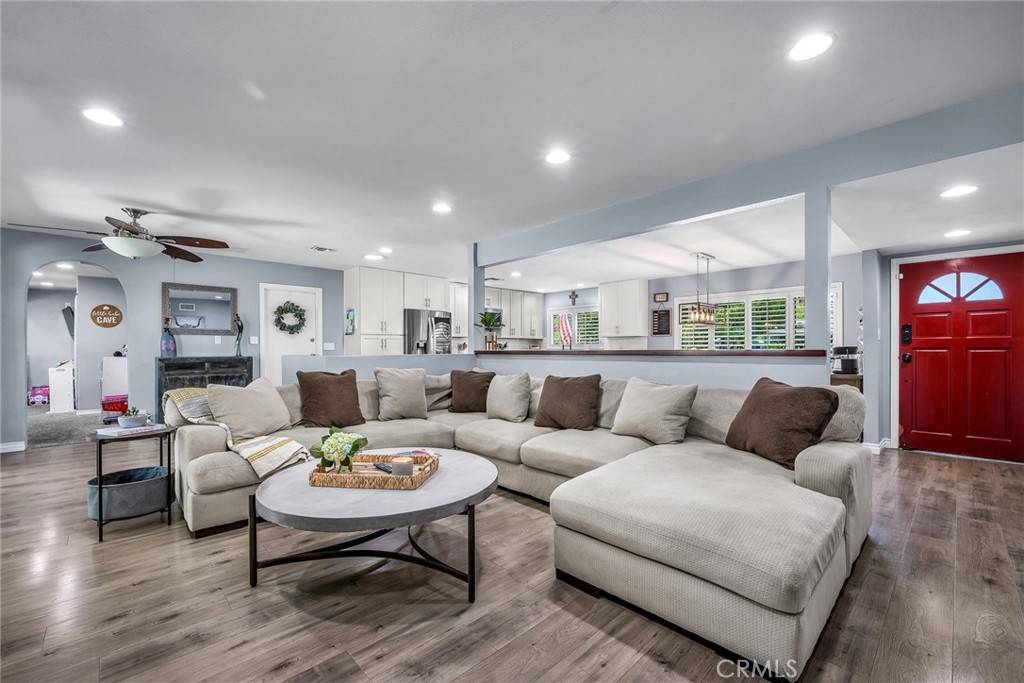 Simi Valley, CA 93063,4676 Kleberg ST