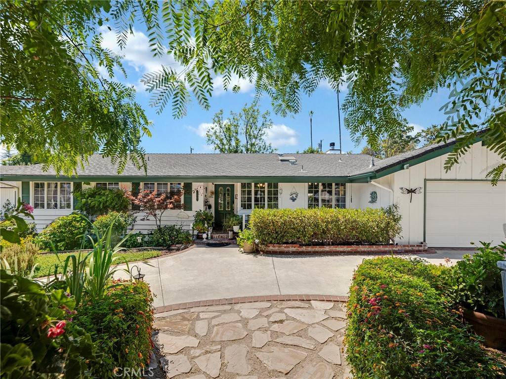 Woodland Hills, CA 91367,23962 Crosson DR
