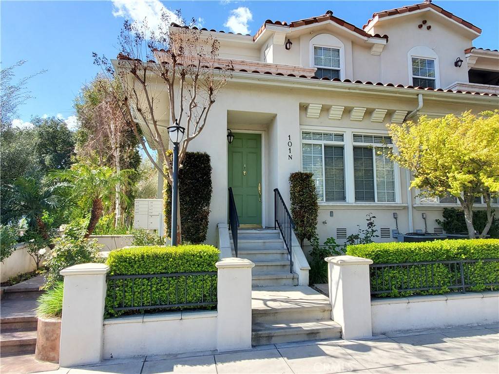 Burbank, CA 91501,101 N Kenneth RD