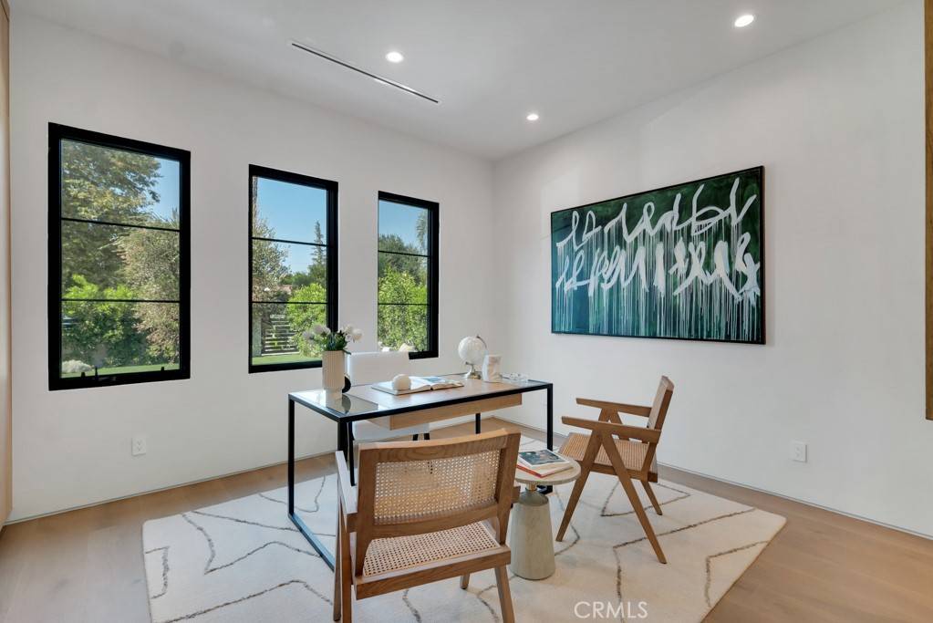 Studio City, CA 91604,13024 Bloomfield ST