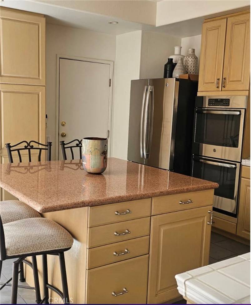 Tarzana, CA 91356,5715 Etiwanda AVE #4