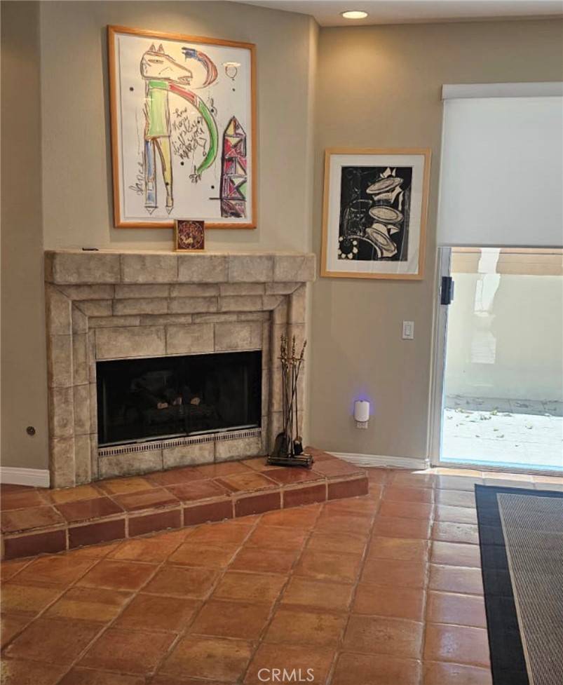 Tarzana, CA 91356,5715 Etiwanda AVE #4