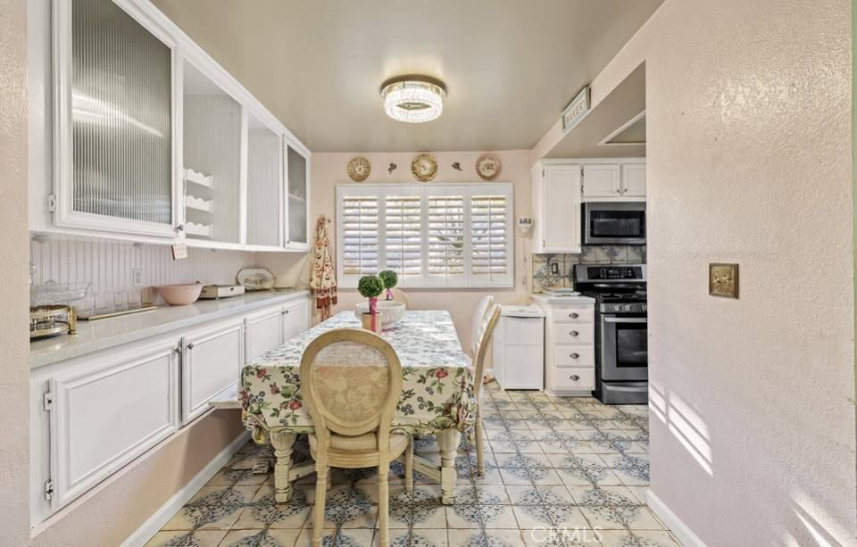 Newbury Park, CA 91320,1149 Ramona DR