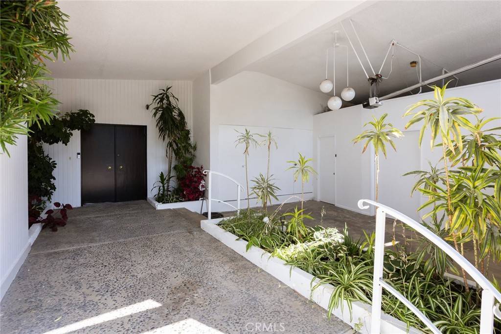 Sherman Oaks, CA 91403,3400 Alana DR