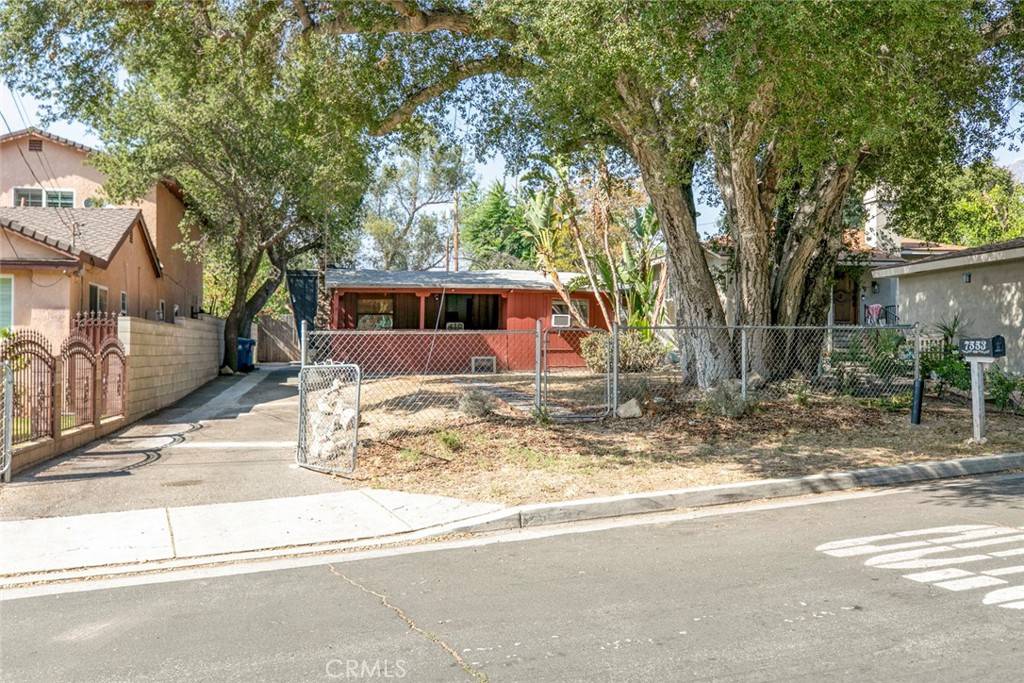 Tujunga, CA 91042,7553 Mcgroarty ST