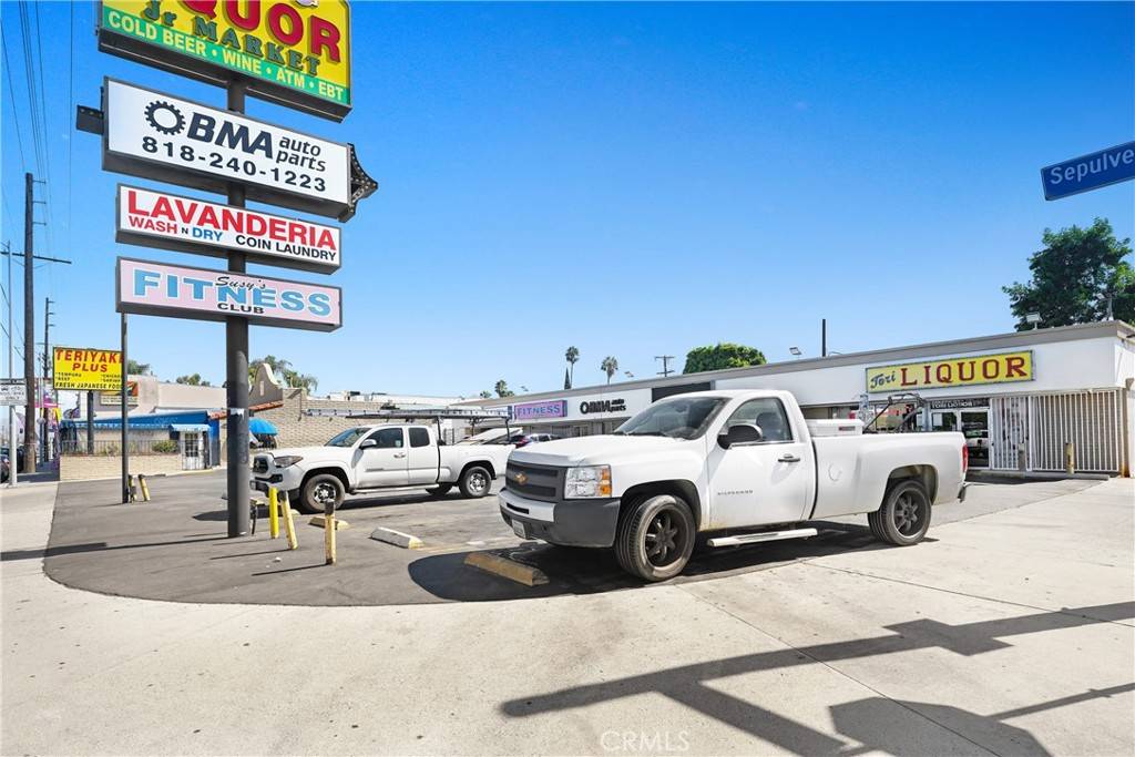 Van Nuys, CA 91405,7308 Sepulveda BLVD