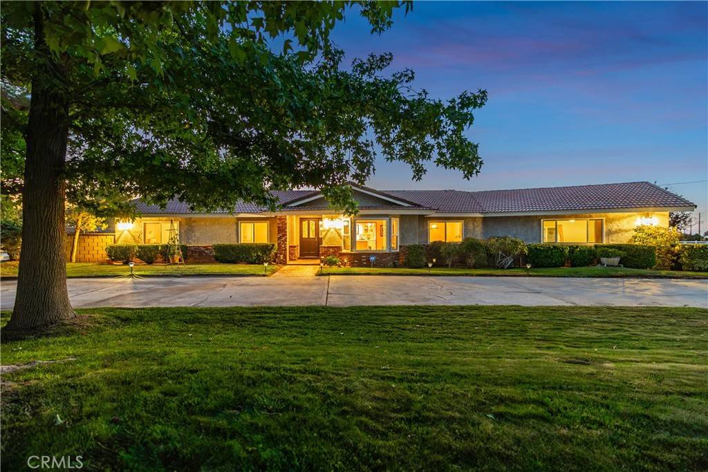 Palmdale, CA 93551,40809 20th ST W