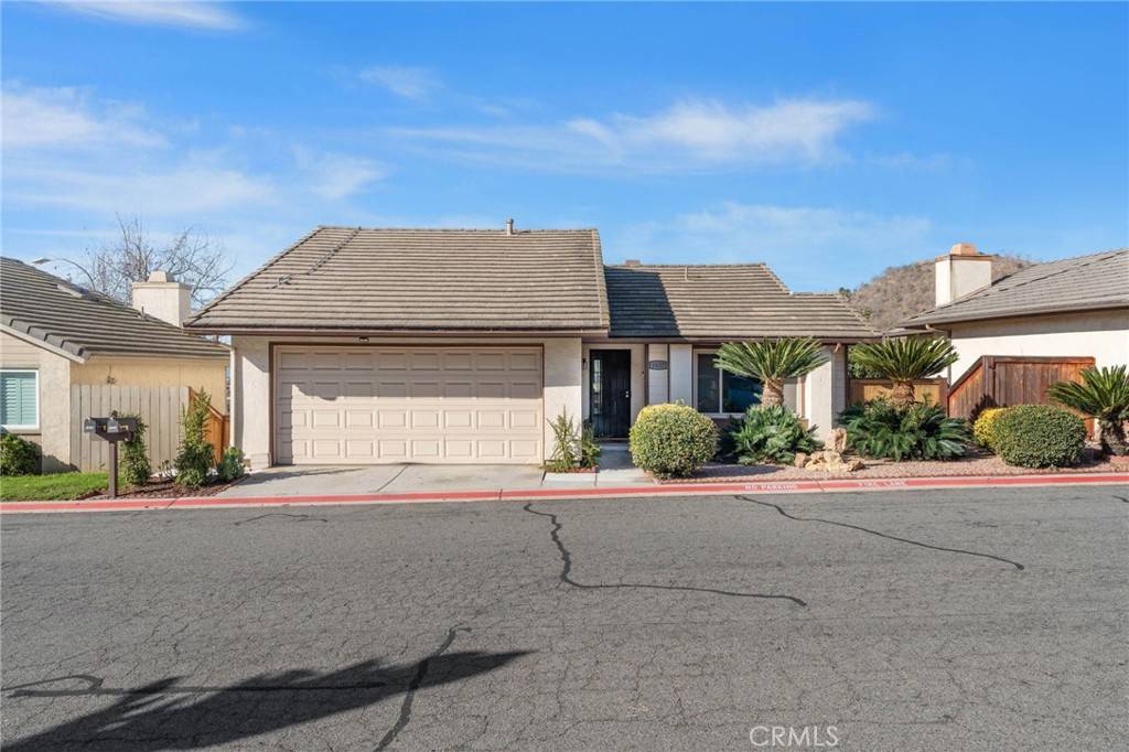 Escondido, CA 92027,1637 Madrone