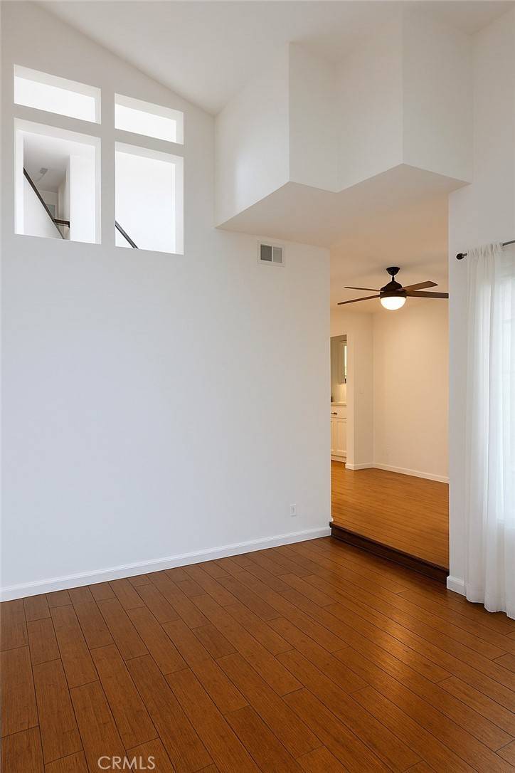 Calabasas, CA 91302,23057 Park Dulce