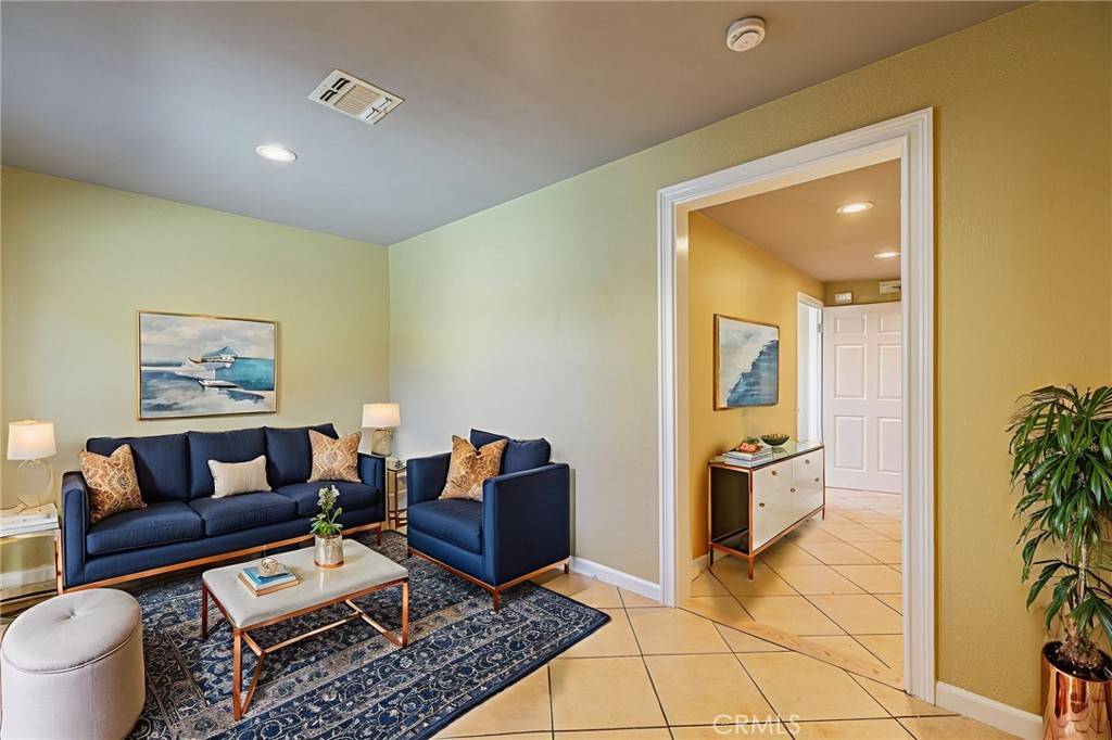 Palmdale, CA 93550,38569 5th ST E
