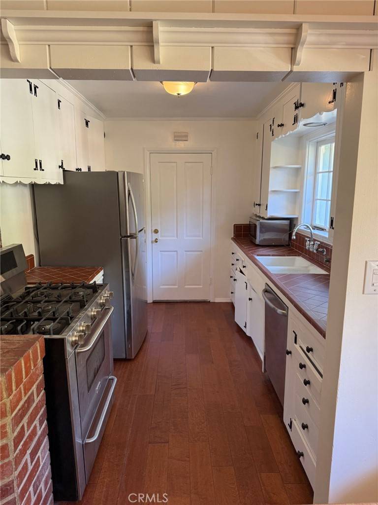 Studio City, CA 91604,3533 Laurelvale Drive