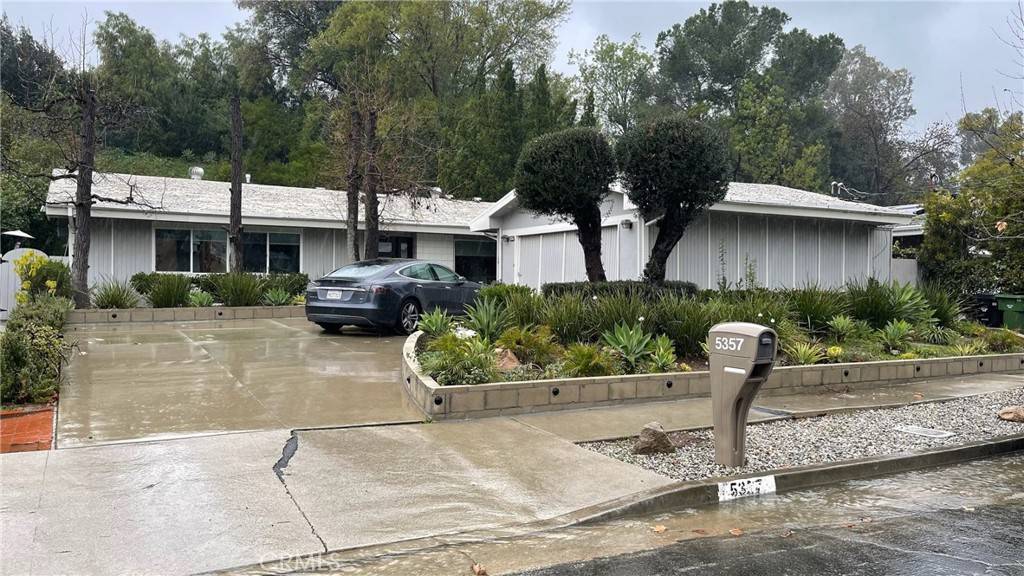 Woodland Hills, CA 91367,5357 Ellenvale AVE