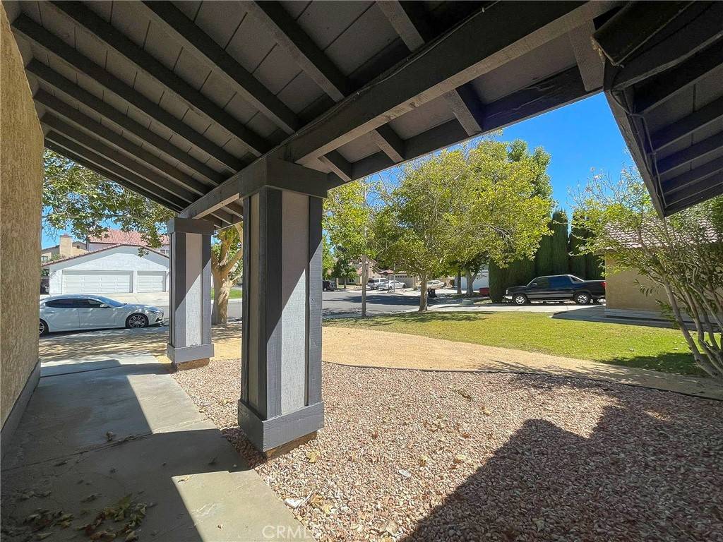 Lancaster, CA 93536,2822 Springfield PL