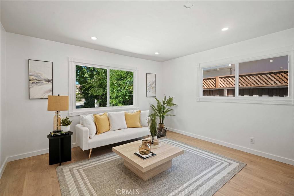 West Hills, CA 91307,6620 Brennan AVE