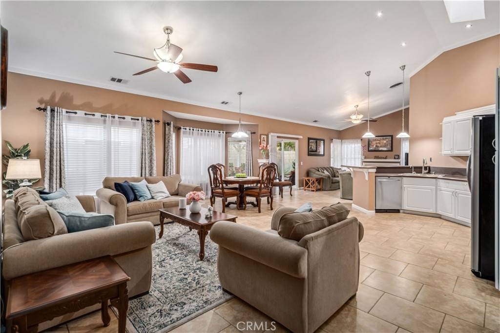 Palmdale, CA 93552,4057 E Avenue R12