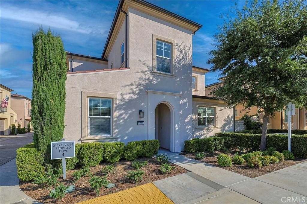 Saugus, CA 91350,21773 Propello DR
