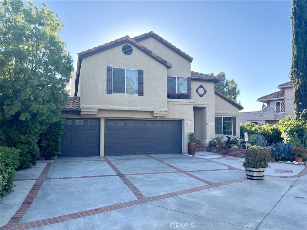 Newhall, CA 91321,24517 Thistle CT