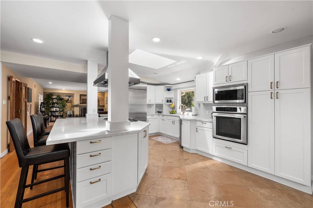 Sherman Oaks, CA 91403,3629 Loadstone DR