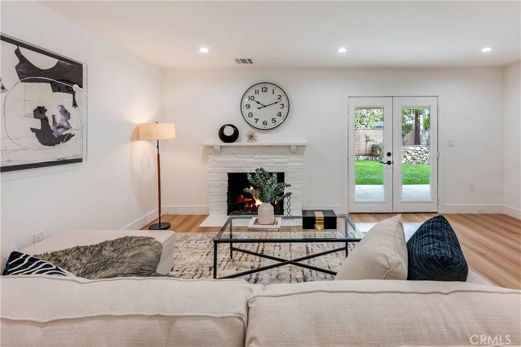 Winnetka, CA 91306,7661 Penfield AVE