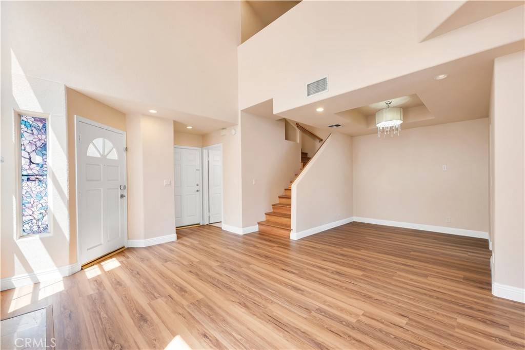 Reseda, CA 91335,19017 Gault ST #103