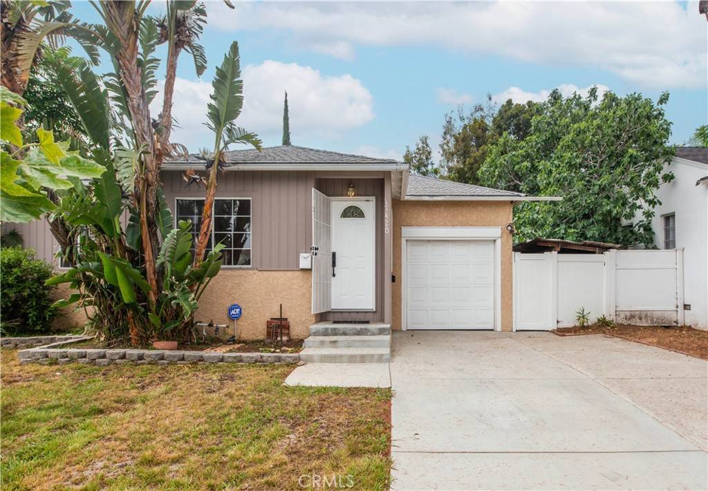 Encino, CA 91316,17420 Collins ST