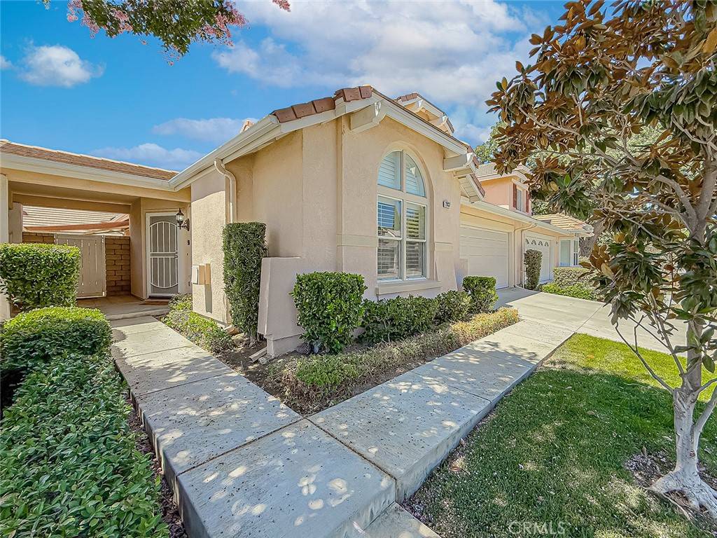 Simi Valley, CA 93063,2037 Freesia AVE