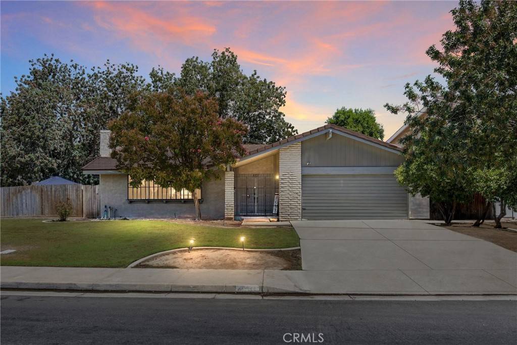 Bakersfield, CA 93309,4101 La Mirada DR