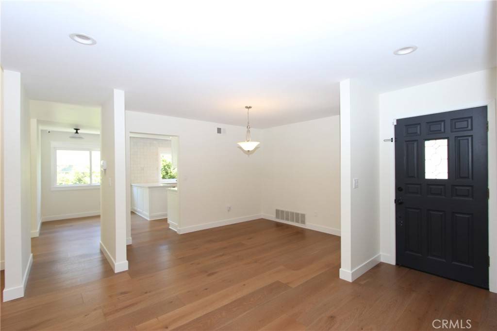 West Hills, CA 91307,23744 Sandalwood ST